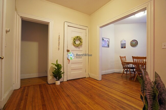 Photo - 72 Gardner St Unit D1