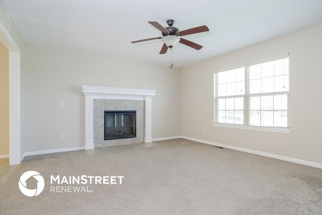 Building Photo - 2818 N 101st St Rental