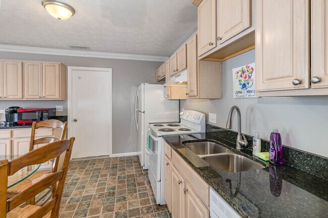 130 Overbrook Ct