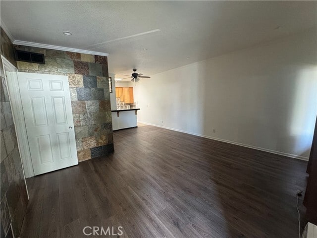 Photo - 2100 N Derek Dr Unidad B