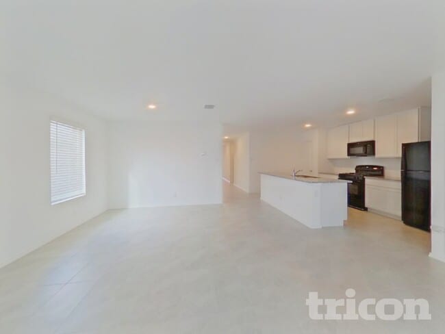 Photo - 1423 Dovekie Dr