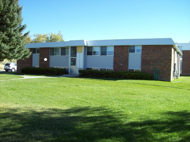 Springview Manor Apartments