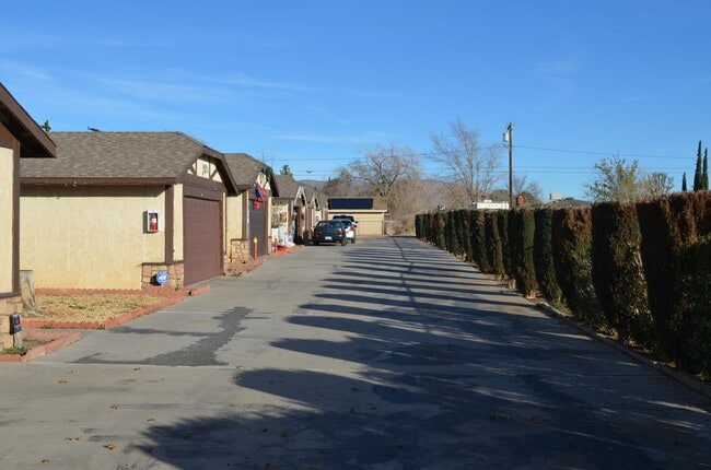 Building Photo - 123 Unit A Rental