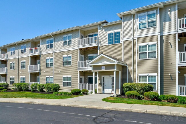 Crown Point Apartments - Danbury, CT | ForRent.com