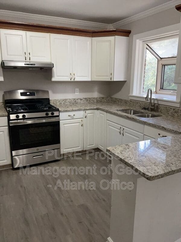 Photo - 2190 Kennesaw Due West Rd NW