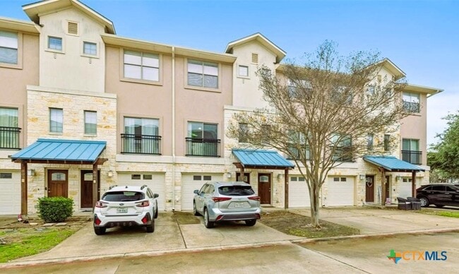 Photo - 13420 Lyndhurst St Unit 807