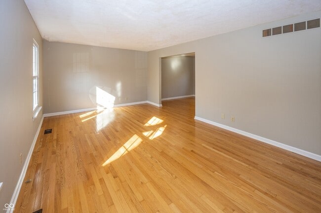 Photo - 7810 Cameron Pl