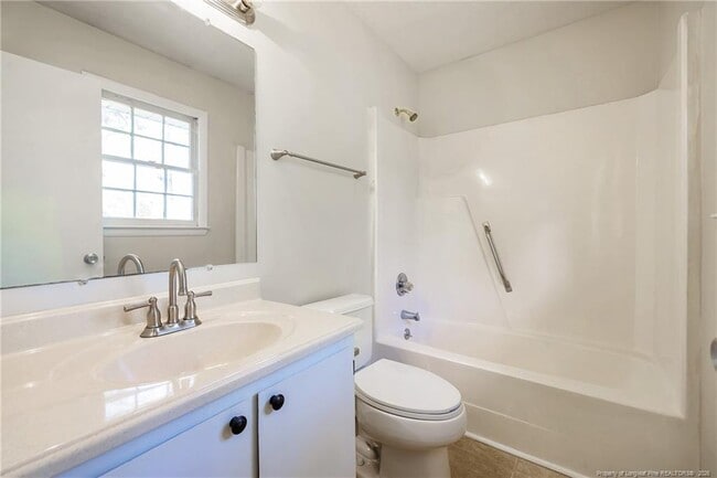 Photo - 1113 Oakstone Dr