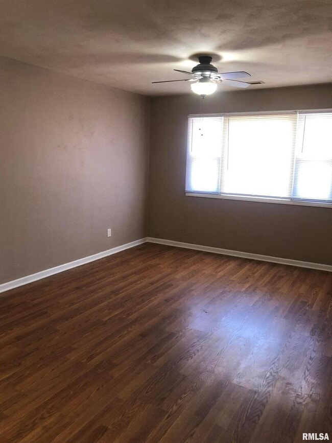 Photo - 1326 E 38th St