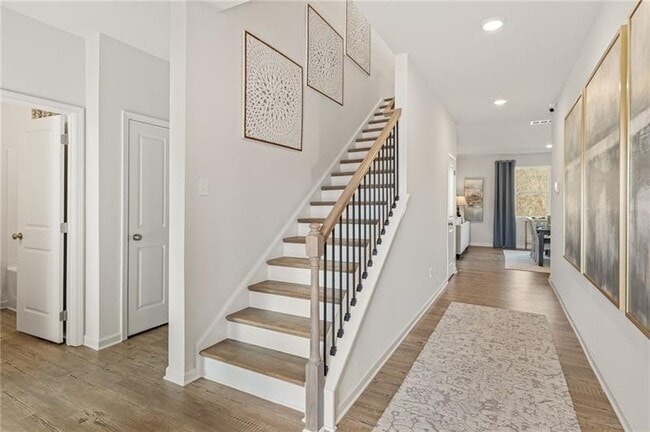 Photo - 36 Summerwood Ln