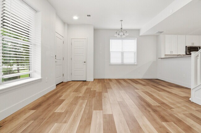 Photo - $2,645.95, 3 bed, 2.5 bath end unit located in Aurora with a washer and dryer.
