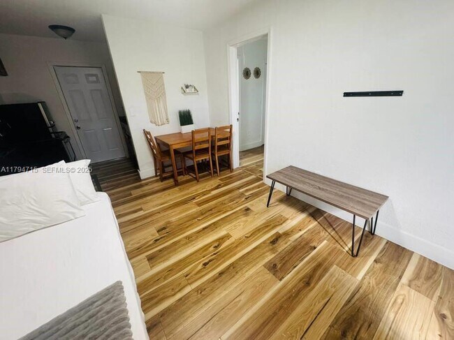 Photo - 7638 N Miami Ave Unit 1