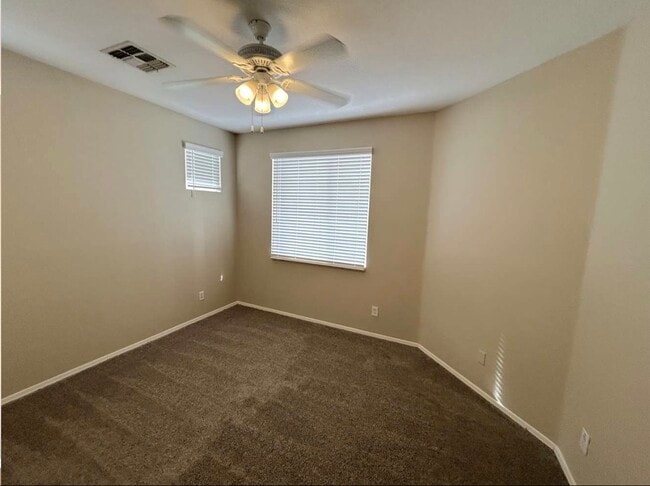 Photo - 1217 E Graham Trl