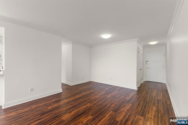 Photo - 1203 River Rd Unit 10L