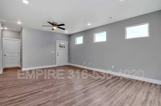 Photo - 4653 E 45th St N