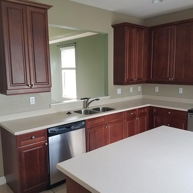 Photo - 3324 Calumet Dr