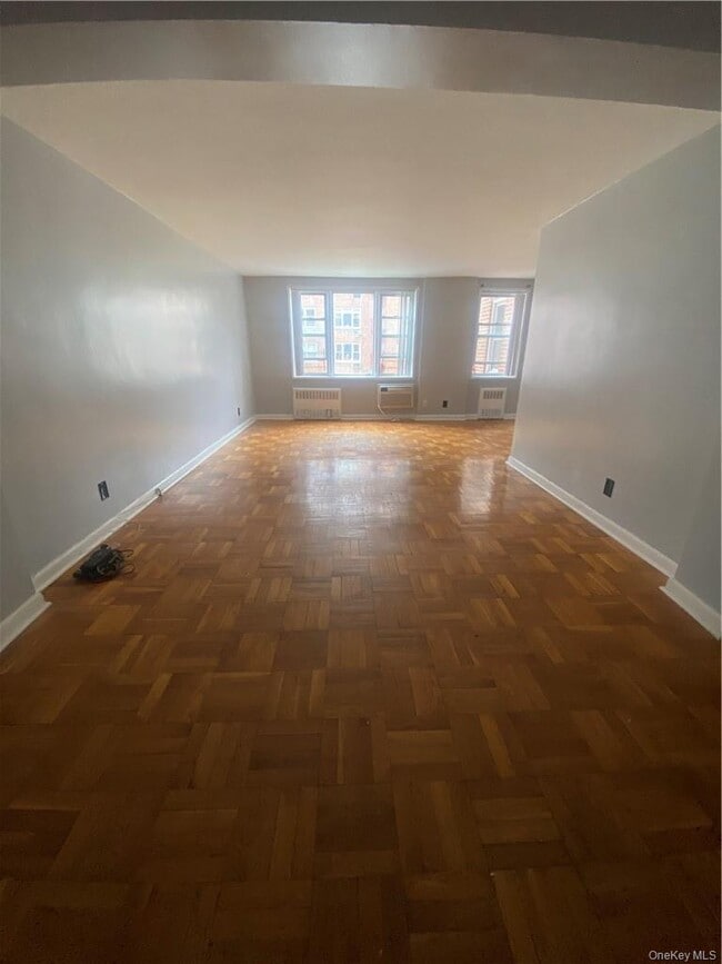 Photo - 4 Sadore Ln Unit 2W