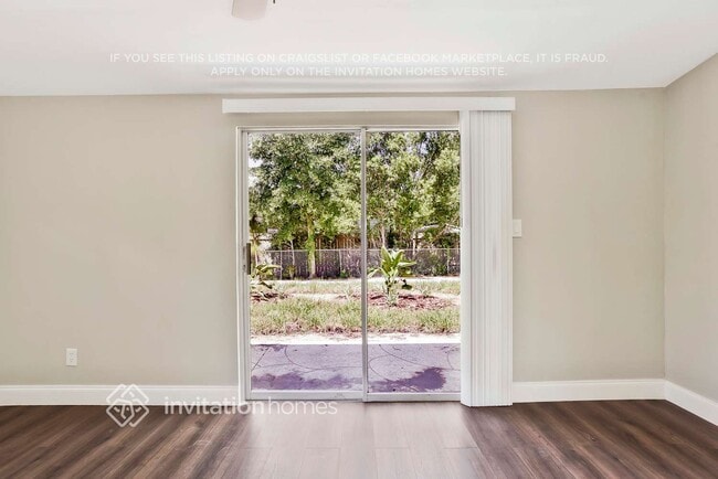 Photo - 1088 E Page Dr