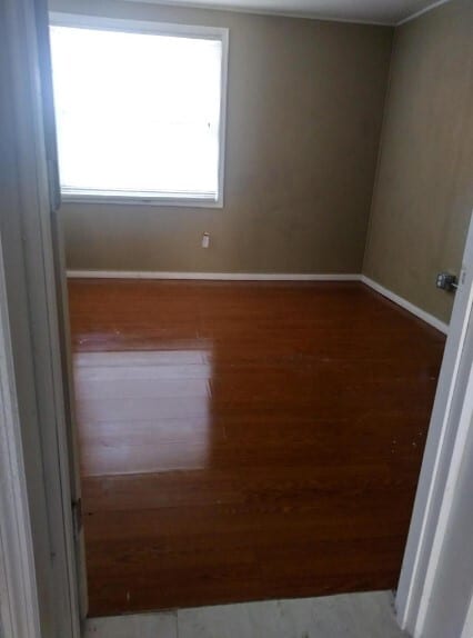 Photo - 1935 W Walnut St