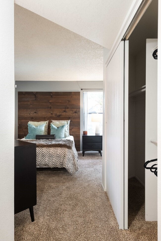 Stonybrook Apartments
