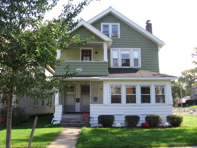 Photo - 179 Nichols Ave House