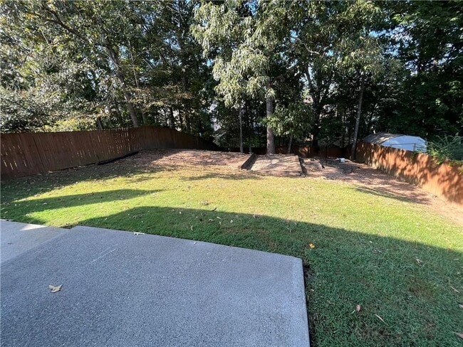 Photo - 1265 Wondering Way