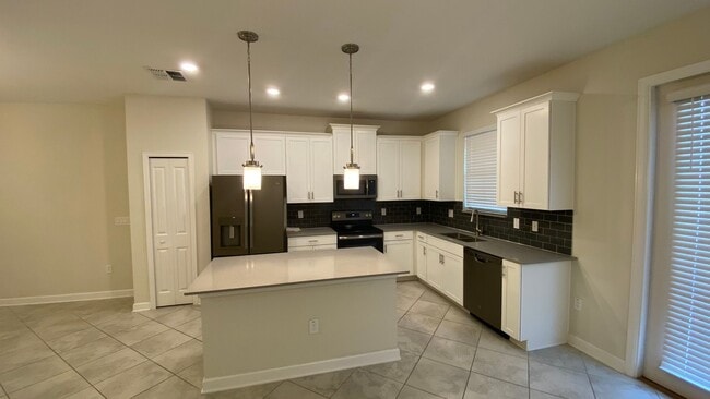 Photo - 3 Bedroom, 2.5 Bath Townhome in Lake Nona - Priced to Rent!