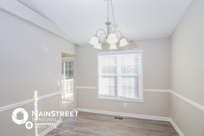 Photo - 147 Hillcrest Ct