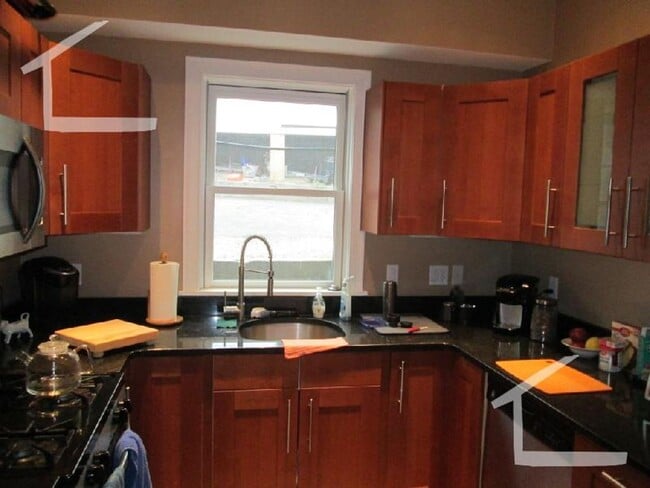 Photo - Don't miss out........ 4 bed 2 bath in Brookline!