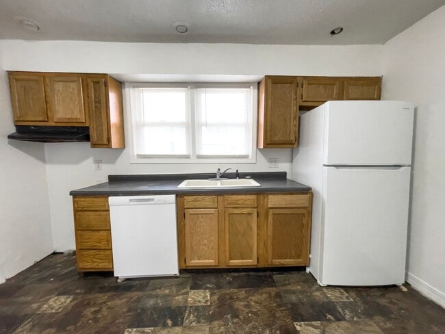 Photo - 722 S Hackley St