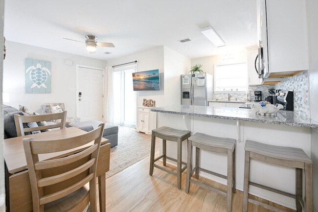 Building Photo - 11 Beachside Dr Unit ID1447137P