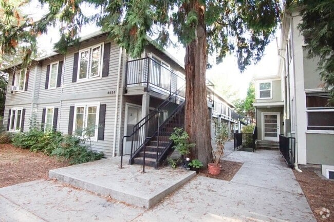 Building Photo - Top Floor 1Bdr w/Modern Appliances + Washe... Unit 35-08 Rental