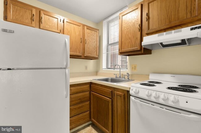 Photo - 1768 Florida Ave NW