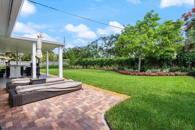 Photo - 100 NW 18th St