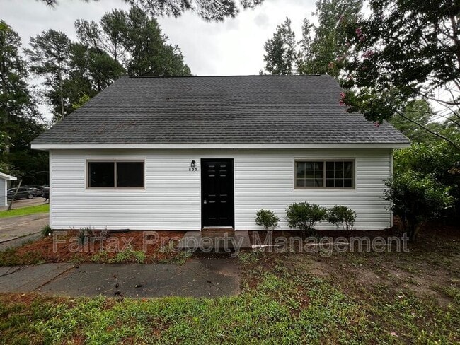 Building Photo - 800 Belvin Ave Rental