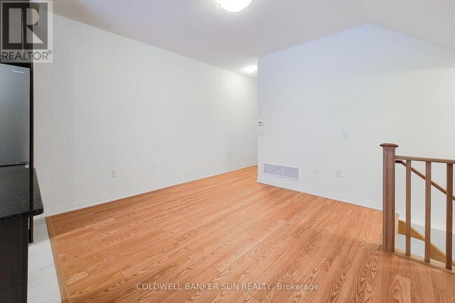 Photo - 474 Provident Wy