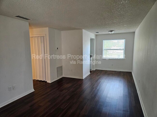 Photo - 4331 Glenwood Ave Unit 7