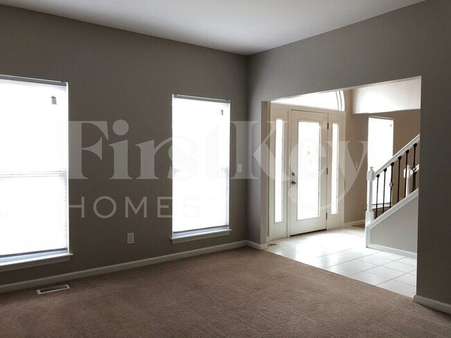 Photo - 611 Geiser Brook Ct