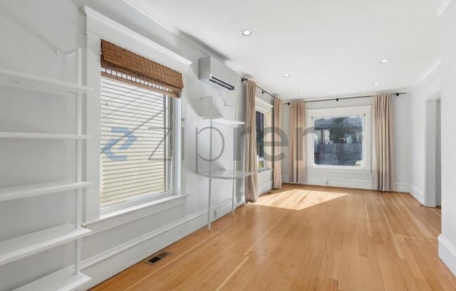 Photo - 2038 8th Ave N