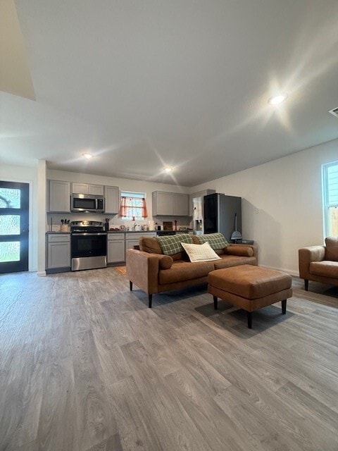 Photo - 16400 Jasmine Marie Pl