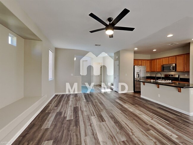 Photo - 3 br, 2.5 bath House - 8041 San Mateo St