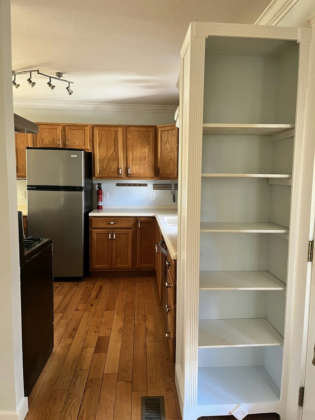 Photo - 33 Joyner Ave