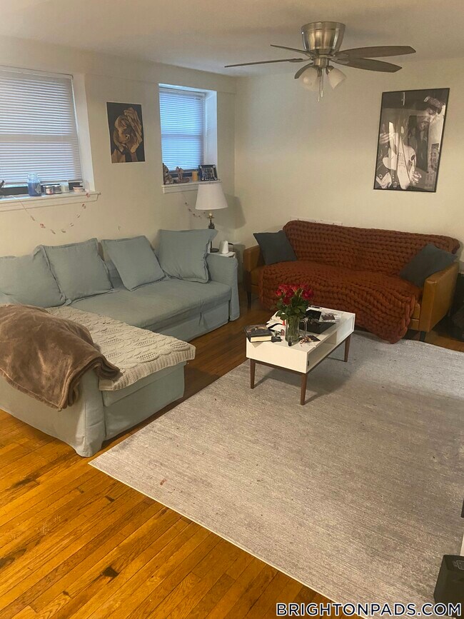 Building Photo - 1758 Commonwealth Ave