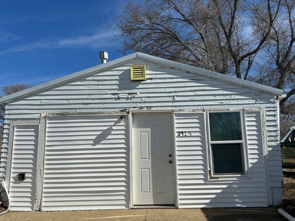 Photo - 391 2nd Ave SW Unit 391 2nd Ave SW-  B