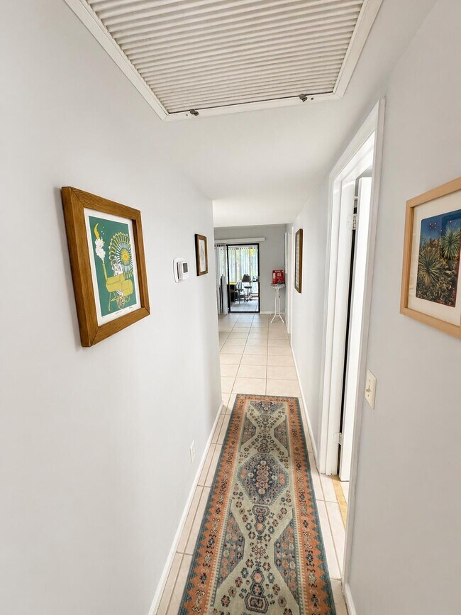 Photo - 9262 Green Meadows Way