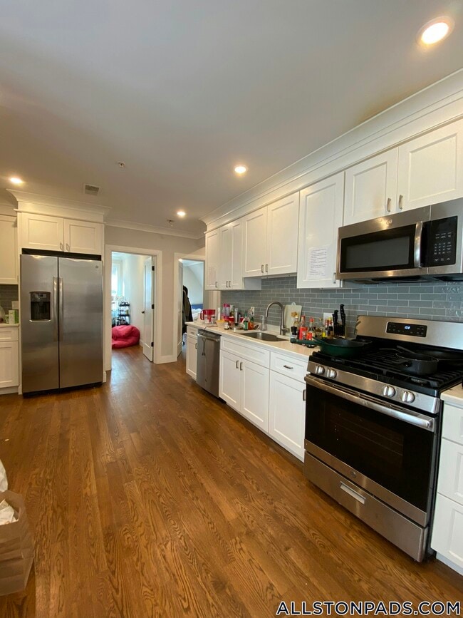 Photo - 53 Quint Ave Unit 3