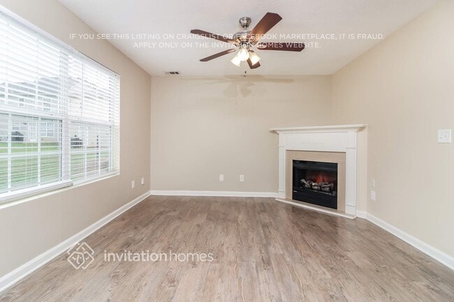 Photo - 715 Carlton Pointe Way