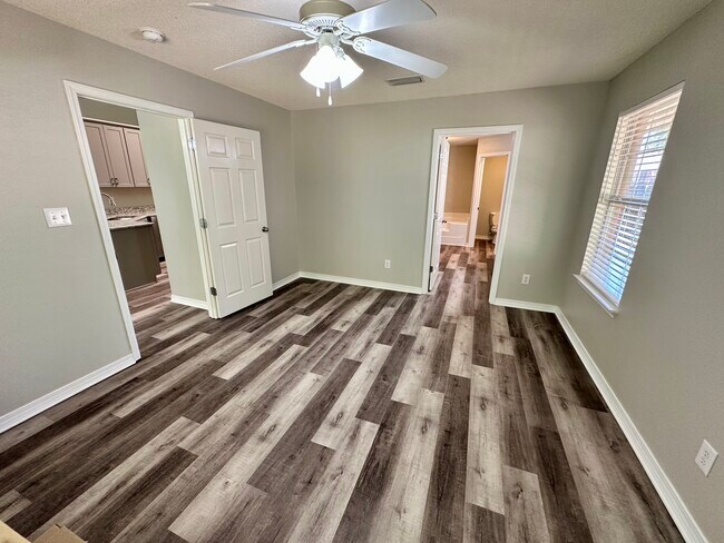 Photo - 11699 Madrone Ln