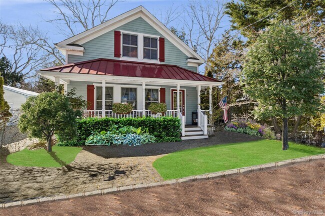 Photo - 38 Baycrest Ave