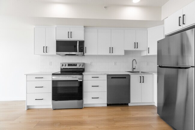 Photo - 10830-10114 114 St NW Unit 103